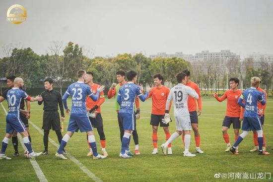 伊人狠狠色j香婷婷综合